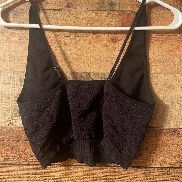 Beautiful black halter top - Picture 5 of 5